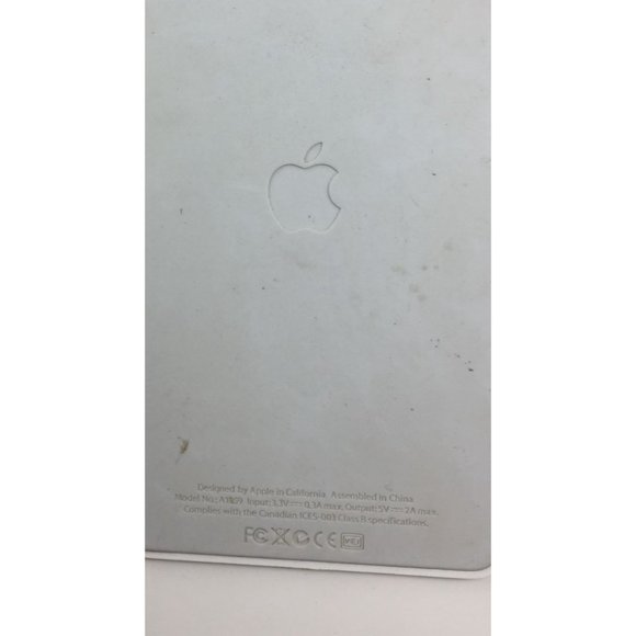 Wireless Apple Keyboard Model A1359 W/ Docking Station - Picture 6 of 6